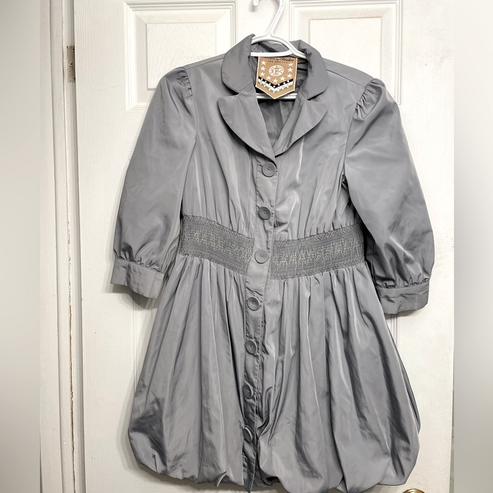Beautiful coat! Wore once for an event. Perfect condition!